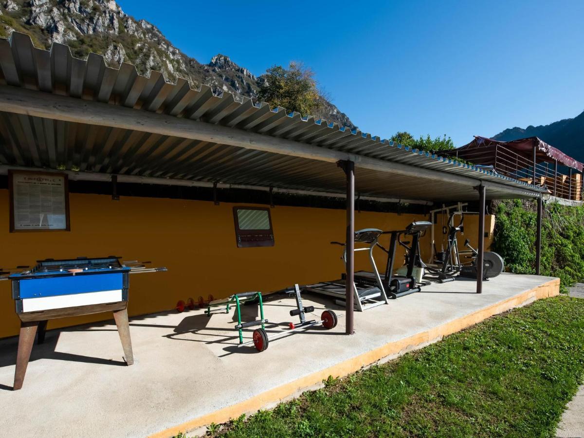 In A Green And Relaxing Atmosphere With Pool And Stunning Lake View Villa Marone Exterior photo
