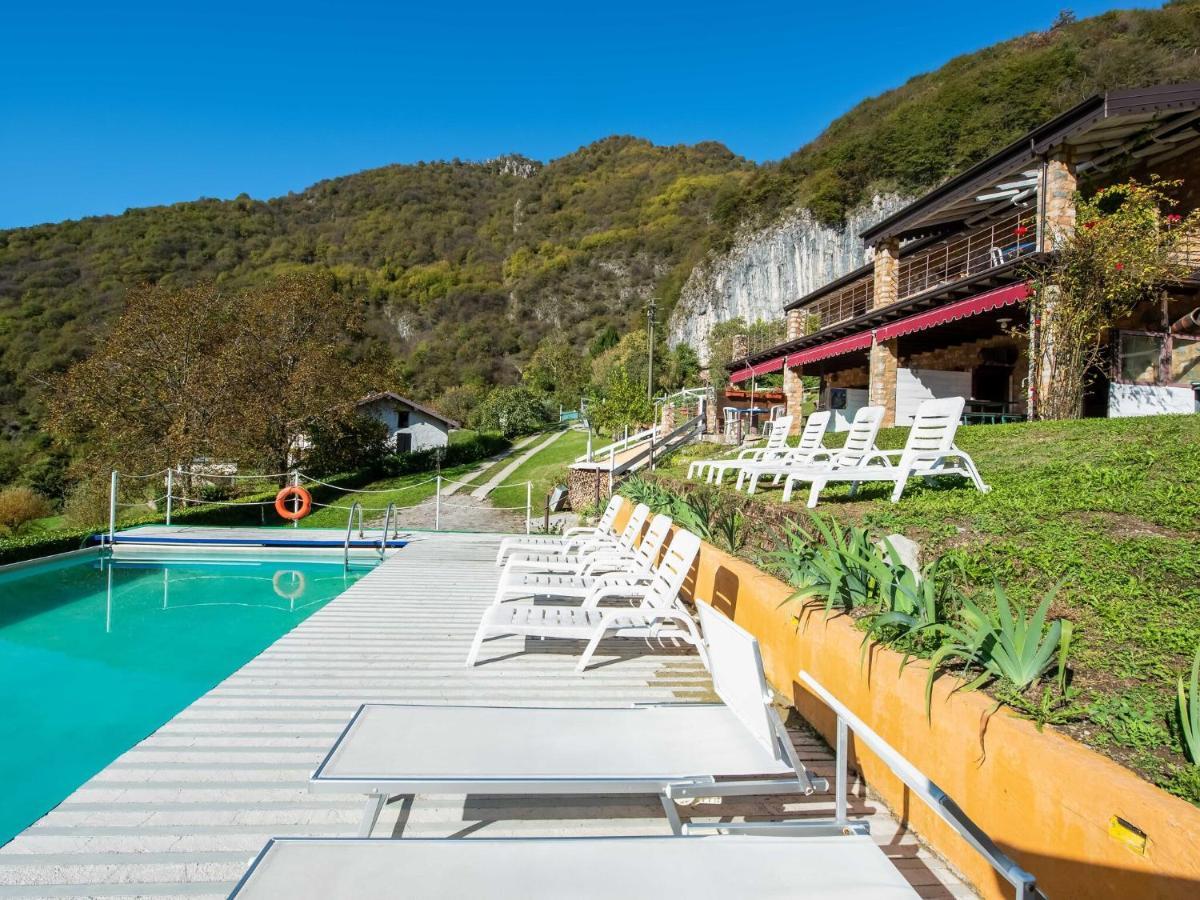 In A Green And Relaxing Atmosphere With Pool And Stunning Lake View Villa Marone Exterior photo