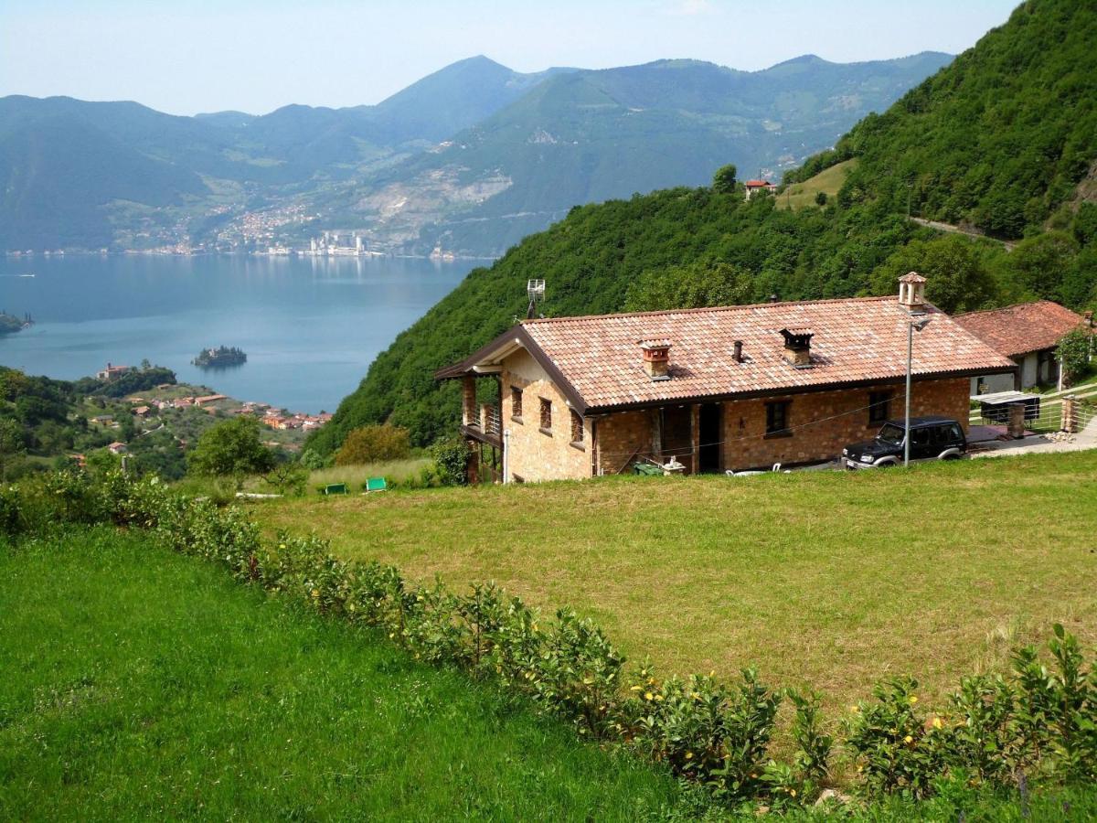 In A Green And Relaxing Atmosphere With Pool And Stunning Lake View Villa Marone Exterior photo
